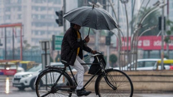 Karnataka Weather : ರಾಜ್ಯದಲ್ಲಿ ಇಂದು ಮಳೆ ಮುನ್ಸೂಚನೆ: 5 ಜಿಲ್ಲೆಗಳಿಗೆ ಯೆಲ್ಲೋ ಅಲರ್ಟ್, ಹವಾಮಾನ ಮುನ್ಸೂಚನೆ ಇಲ್ಲಿದೆ