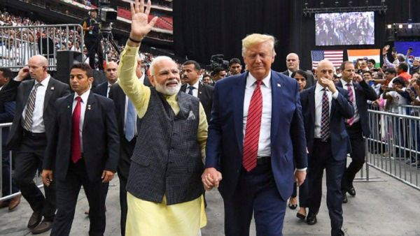 Modi-Trump: ಅಮೆರಿಕ - ಭಾರತ ತೆರಿಗೆ ಸಮರಕ್ಕೆ ಬ್ರೇಕ್: ಸುಂಕ ಶೇ 18ರಷ್ಟು ಇಳಿಕೆ, ಗೆಳಯನೊಂದಿಗೆ ಮಾತನಾಡಿದೆ ಮೋದಿ ಟ್ವೀಟ್