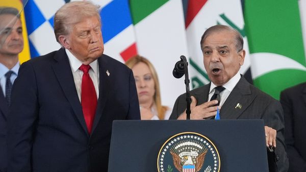 ಶಾಂತಿ ಮಂಡಳಿ ಸೇರಿದ ಪಾಕಿಸ್ತಾನ, ಅಮೆರಿಕಗೆ ಮತ್ತಷ್ಟು ಹತ್ತಿರವಾಗಲು ಪ್ಲಾನ್ | Pakistan Economy