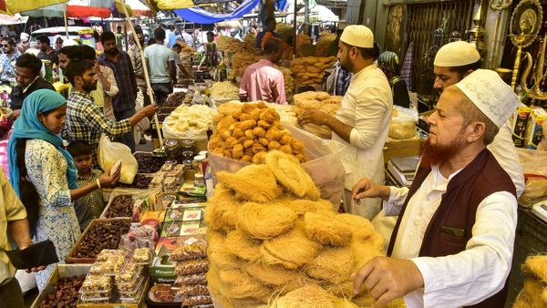 Ramadan 2026: ರಂಜಾನ್ ಉಪವಾಸದ ವೇಳೆ ಆರೋಗ್ಯ ಕಾಪಾಡಿಕೊಳ್ಳಲು ಈ ಕ್ರಮಗಳನ್ನು ತಪ್ಪದೇ ಪಾಲಿಸಿ