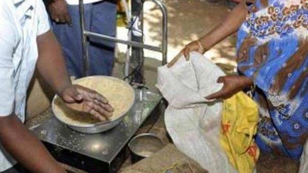 Ration: ಹರಿಹರ ತಾಲ್ಲೂಕಿನ ಕುಂಬಳೂರು ಸಮೀಪ ಅಕ್ರಮವಾಗಿ ಸಂಗ್ರಹಿಸಿಟ್ಟಿದ್ದ ಪಡಿತರ ಅಕ್ಕಿ ಚೀಲಗಳ ವಶ