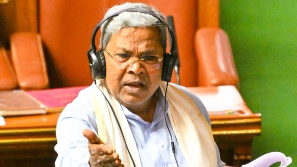 ದಿನಕ್ಕೆ ಕನಿಷ್ಠ 400 ರೂಪಾಯಿ ವೇತನ ನಮ್ಮ ಬೇಡಿಕೆ, ಮನರೇಗಾ ಮರುಜಾರಿಯಾಗಲಿ: ಸಿದ್ದರಾಮಯ್ಯ