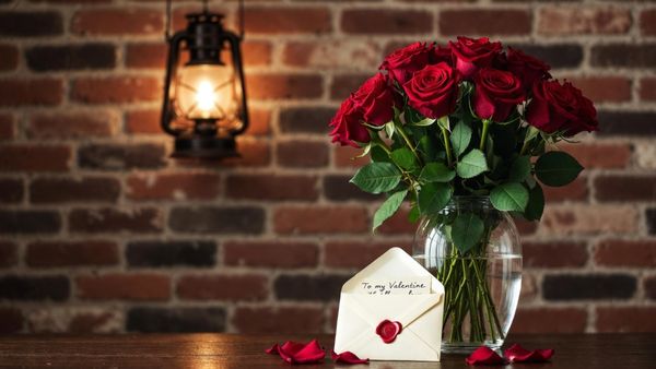 Valentine's Day wishes: ಪ್ರೇಮಿಗಳ ದಿನಕ್ಕೆ ಹೃದಯ ಗೆಲ್ಲುವ ಸಾಲುಗಳು: ಇಲ್ಲಿವೆ ಟ್ರೆಂಡಿಂಗ್ ವಿಶ್‌ಗಳು