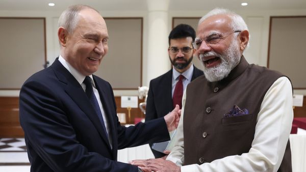 India Russia: ರಷ್ಯಾ ಜೊತೆಗಿನ ತೈಲ ಖರೀದಿ ಒಪ್ಪಂದಕ್ಕೆ ಗುಡ್‌ಬೈ ಹೇಳಿದ ಭಾರತ, ಇದರ ಪರಿಣಾಮ ಏನು ತಿಳಿಯಿರಿ