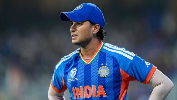 Abhishek Sharma: 'ಅಭಿಷೇಕ್ ಶರ್ಮಾ ಒಬ್ಬ ಬ್ಲೈಂಡ್ ಸ್ಲಾಗರ್': ರೊಚ್ಚಿಗೆದ್ದ ಅಭಿಮಾನಿಗಳು