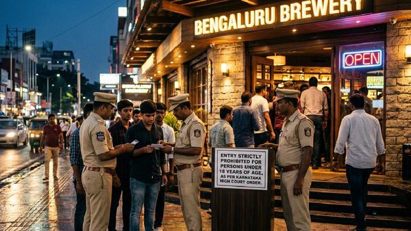 ಪಬ್-ವೈನ್‌ ಸೆಂಟರ್‌ಗಳಿಗೆ ಅಪ್ರಾಪ್ತರ ಪ್ರವೇಶ ನಿಷೇಧಕ್ಕೆ ಹೈಕೋರ್ಟ್ ಸೂಚನೆ; ಐಡಿ ಪರಿಶೀಲಿಸಲು ಸಲಹೆ