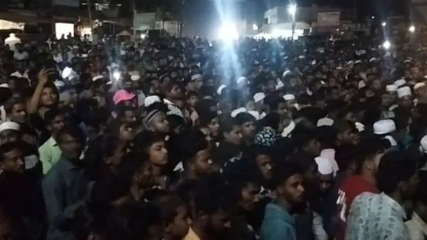 ಬೀದರ್: ಮೌಲ್ವಿ ಮೇಲೆ ಹಿಂದೂ ಯುವಕರ ಹಲ್ಲೆ ಆರೋಪ: ಸಾವಿರಾರು ಮುಸ್ಲಿಮರಿಂದ ಬೃಹತ್ ಪ್ರತಿಭಟನೆ, ಕೋಮು ಸಂಘರ್ಷ