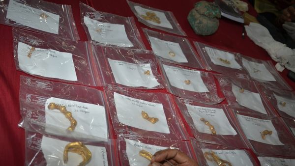 Gold: ಗದಗ ಲಕ್ಕುಂಡಿಯಲ್ಲಿ ಪತ್ತೆಯಾದ ಚಿನ್ನದ ನಿಧಿ ಪ್ರಕರಣಕ್ಕೆ ಟ್ವಿಸ್ಟ್‌: ಮೌಲ್ಯ 10 ಪಟ್ಟು ಹೆಚ್ಚು, ವಿಜಯನಗರ ಕಾಲದ ಆಭರಣ