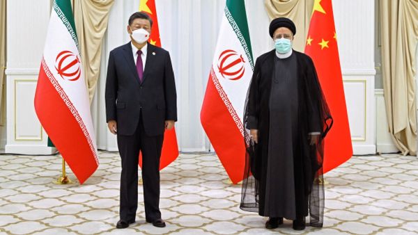 ಇರಾನ್ ನೆಲದಲ್ಲಿ ಹೊಸ ಆಟ ಶುರು ಮಾಡಿದ ಚೀನಾ, ತೈಲ ತರಿಸಿಕೊಳ್ಳಲು ಭರ್ಜರಿ ಪ್ಲಾನ್ | Operation Roaring Lion