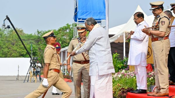 Siddaramaiah: ಶಿಸ್ತು, ಪ್ರಾಮಾಣಿಕತೆ ಮತ್ತು ಮಾನವೀಯತೆ ಪೊಲೀಸ್ ಸೇವೆಯ ಆಧಾರ: ಸಿದ್ದರಾಮಯ್ಯ