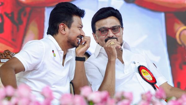 ತಮಿಳುನಾಡು ಅಖಾಡದಲ್ಲಿ ಬಿಜೆಪಿ ಗೆಲುವಿಗೆ ನಾನಾ ತಂತ್ರ, ದಕ್ಷಿಣ ಜಯಕ್ಕಾಗಿ ಭರ್ಜರಿ ಪ್ಲಾನ್ | Tamil Nadu Election