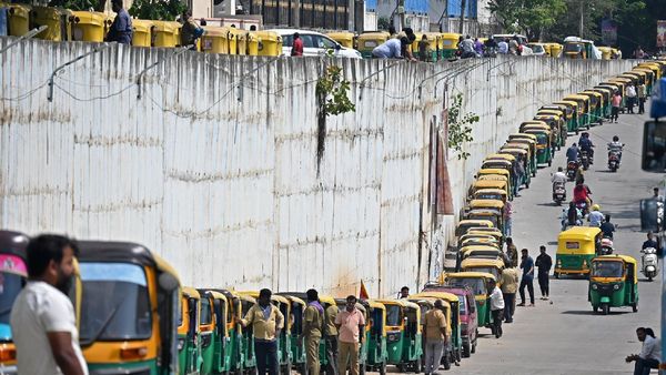 Bengaluru Auto: ಬೆಂಗಳೂರು ಆಟೋ ಎಲ್‌ಪಿಜಿ ಕೊರತೆ: ಪ್ರಯಾಣಿಕರಿಗೆ ಬೆಲೆ ಏರಿಕೆಯ ಡಬಲ್ ಶಾಕ್