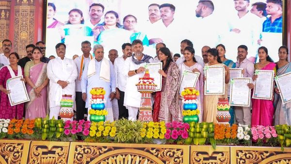 Govt Job: ಚಾಮರಾಜನಗರ ಆಕ್ಸಿಜನ್ ದುರಂತ: ಮೃತರ ಕುಟುಂಬಸ್ಥರಿಗೆ ಸರ್ಕಾರಿ ಉದ್ಯೋಗ, ನೇಮಕಾತಿ ಪತ್ರ ವಿತರಣೆ