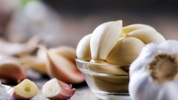 Eating Garlic in Summer: ಬೆಳ್ಳುಳ್ಳಿ ಆರೋಗ್ಯಕ್ಕೆ ಸೂಪರ್‌; ಬೇಸಿಗೆಯಲ್ಲಿ ಇರಲಿ ಎಚ್ಚರ