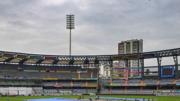 ವಾಂಖೆಡೆಯಲ್ಲಿ ಆರ್‌ಸಿಬಿ-ಮುಂಬೈ ಇಂಡಿಯನ್ಸ್ ಪಂದ್ಯಕ್ಕೆ ಮಳೆ ಅಡ್ಡಿಯಾಗಲಿದ್ಯಾ? ಹವಾಮಾನ ಇಲಾಖೆ ವರದಿ ಹೀಗಿದೆ