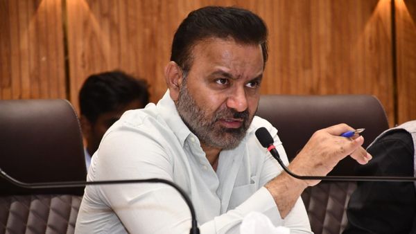 ಹೈಕೋರ್ಟ್ ನಿರ್ದೇಶನದ ಬೆನ್ನಲ್ಲೇ ವೇತನಸಹಿತ 'ಋತುಸ್ರಾವ ರಜೆ' ನೀತಿ ಕಟ್ಟುನಿಟ್ಟಿನ ಜಾರಿಗೆ ಮುಂದಾದ ರಾಜ್ಯ ಸರ್ಕಾರ