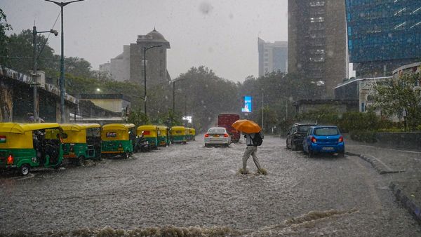 Karnataka Weather: ಇಂದು 29 ಜಿಲ್ಲೆಗಳಿಗೆ ಯೆಲ್ಲೋ ಅಲರ್ಟ್, ಬಿರುಗಾಳಿ ಸಹಿತ ಗುಡುಗು-ಮಳೆ ಎಚ್ಚರಿಕೆ