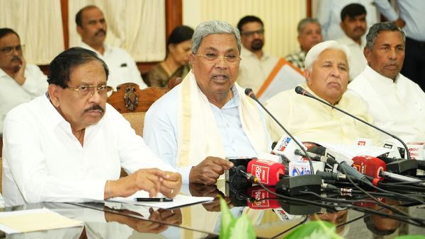 Reservation: ಒಳಮೀಸಲಾತಿಗೆ - ಯಾವ ಸಮುದಾಯಕ್ಕೆ ಎಷ್ಟು ಮೀಸಲಾತಿ ಇಲ್ಲಿದೆ ಸಂಪೂರ್ಣ ಮಾಹಿತಿ