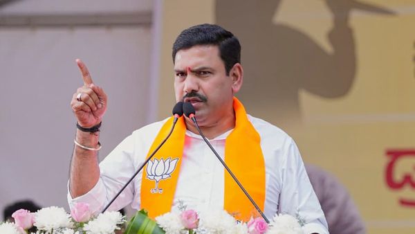 ಸಿದ್ದರಾಮಯ್ಯ ಬಳಿಕ ಸಿಎಂ ಯಾರು? ಕಾಂಗ್ರೆಸ್‌ನಲ್ಲಿ ಕುರ್ಚಿ ಕಚ್ಚಾಟ ಜೋರಾಗಿದೆ: ಬಿ.ವೈ ವಿಜಯೇಂದ್ರ