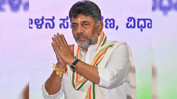 ಕಾಂಗ್ರೆಸ್ ಶಾಸಕಾಂಗ ಪಕ್ಷದ ನಾಯಕರಾಗಿ ಡಿಕೆ ಶಿವಕುಮಾರ್ ಆಯ್ಕೆ: ಸಿಎಂ ಆಗಿ ಪದಗ್ರಹಣ ಯಾವಾಗ?