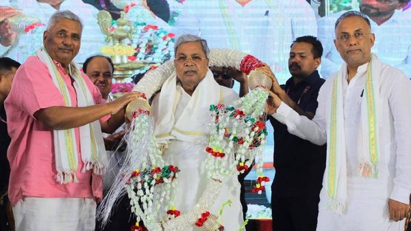 E-Silk: ಸರ್ಕಾರದಿಂದ ಇ ರೇಷ್ಮೆ ಪೋರ್ಟಲ್‌ ಉದ್ಘಾಟನೆ ಏನಿದರ ವಿಶೇಷತೆ, ಇಲ್ಲಿದೆ ವಿವರ 