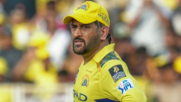 MS Dhoni: ಬಿಹಾರ-ಜಾರ್ಖಂಡ್‌ನಲ್ಲಿ ಅತಿ ಹೆಚ್ಚು ತೆರಿಗೆ ಕಟ್ಟಿದ 'ಕ್ಯಾಪ್ಟನ್ ಕೂಲ್'; 20,000 ಕೋಟಿ ತಲುಪಿದ ಒಟ್ಟು ಐಟಿ ಸಂಗ್ರಹ