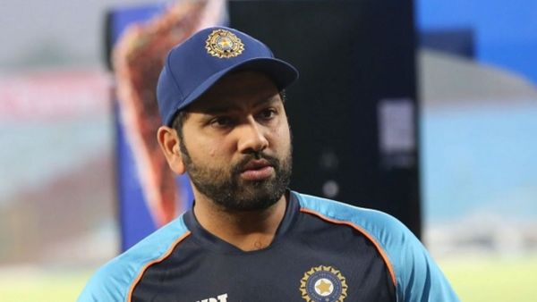 Rohit Sharma: 3.25 ಕೋಟಿ ರೂ. ಮೌಲ್ಯದ ವಾಚ್‌ಗಾಗಿ ರೋಹಿತ್ ಶರ್ಮಾ ಕೈ ಹಿಡಿದು ಎಳೆದ ಕಿಡಿಗೇಡಿಗಳು; ವಿಡಿಯೋ ವೈರಲ್‌