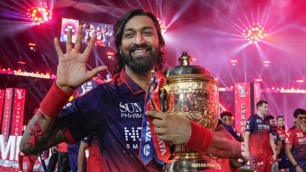 ಗೆದ್ದಿದ್ದು ಕೇವಲ 5 ಐಪಿಎಲ್‌ ಪಂದ್ಯ.. ಆದ್ರೆ ಕೃನಾಲ್ ಪಾಂಡ್ಯ ಮನೆಯಲ್ಲಿವೆ 10 ಟ್ರೋಫಿಗಳು