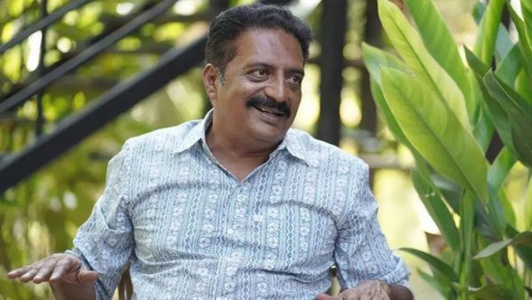 ಪ್ರಕಾಶ್ ರಾಜ್ ವಿರುದ್ಧ ಜಾಮೀನು ರಹಿತ ಅರೆಸ್ಟ್ ವಾರೆಂಟ್ ಜಾರಿ: ನಟನ ಪ್ರತಿಕ್ರಿಯೆ
