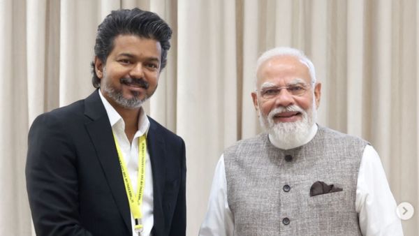ತಮಿಳುನಾಡು ರಾಜ್ಯ ಪರೀಕ್ಷೆ ಪರಿಗಣಿಸಿ, NEET ಕ್ಯಾನ್ಸಲ್ ಮಾಡಿ: ಕೇಂದ್ರಕ್ಕೆ ವಿಜಯ್ ಒತ್ತಡ, ಕರ್ನಾಟಕದ ನಿರ್ಧಾರ ಏನು?