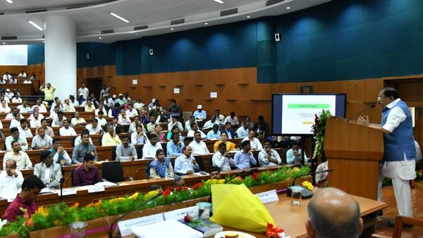 ಕೇಂದ್ರದಲ್ಲಿ ಅಧಿಕಾರ ಇಲ್ಲದೆ 15 ವರ್ಷಗಳಿಂದ ಅನೇಕ ಸವಾಲು ಎದುರಿಸಿದ್ದೇವೆ: ಜಿ ಪರಮೇಶ್ವರ್