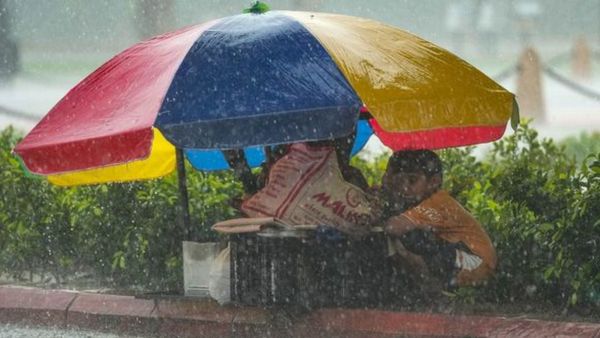 Karnataka Monsoon: ಬೆಂಗಳೂರು ಸೇರಿ ರಾಜ್ಯದ ಈ ಜಿಲ್ಲೆಗಳಲ್ಲಿ ಎರಡು ದಿನ ಭಾರಿ ಮಳೆ ಸಾಧ್ಯತೆ: ಐಎಂಡಿ ಮುನ್ಸೂಚನೆ