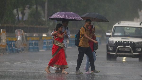 Karnataka Rain: ಮುಂಗಾರು ಆರ್ಭಟ, ಇಂದು ಈ ಜಿಲ್ಲೆಗಳಲ್ಲಿ ಭಾರಿ ಮಳೆ ಮುನ್ಸೂಚನೆ