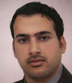 ബുഷിന്‌ ഷൂസേറ്‌: മുന്ദാസിറിന്‌ 3വര്‍ഷം തടവ്‌