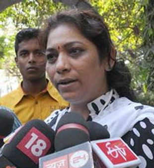 കസബിന്റെ അഭിഭാഷക പിന്‍മാറി