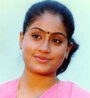 വിജയശാന്തിയുടെ കാറില്‍ നിന്നും 5ലക്ഷം പിടിച്ചു