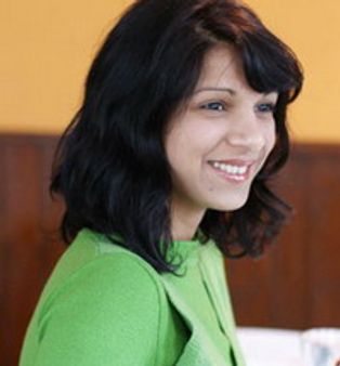 അലീനയുടെ കന്യകാത്വത്തന്‌ 6ലക്ഷം