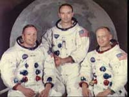 നിലാവിന്റെ നാട്ടിലെത്തിയിട്ട് 40 വര്‍ഷം