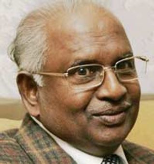 പ്രോസിക്യൂഷന്‍ അനുമതി വിമര്‍ശിക്കപ്പെടുന്നു