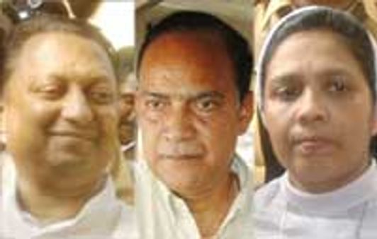 അഭയ പ്രതിഭാഗത്തിന്‌ രേഖകള്‍ നല്‍കി