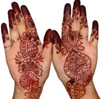 മൈലാഞ്ചിയിട്ടവര്‍ മരിച്ചെന്ന്‌ !!