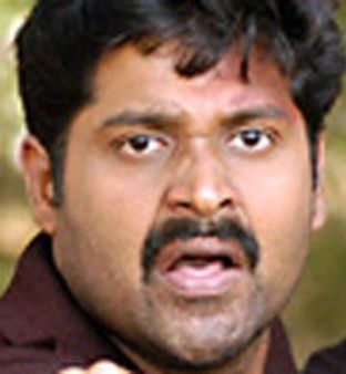 ചെക്ക്‌ കേസില്‍ നടന്‍ വിജയകുമാറിന്‌ വാറണ്ട്‌