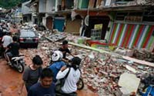 ഇന്തോനേഷ്യ വിറക്കുന്നു: മരണം 464