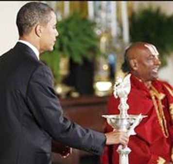 ഒബാമയും ദീപാവലി ആഘോഷിക്കുന്നു