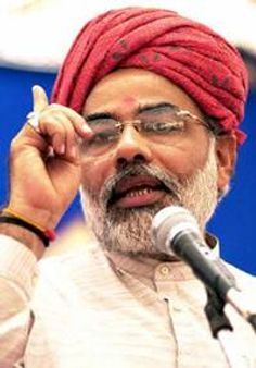 കലാപത്തിനിടെ സഹായത്തിന് പകരം മോഡിയുടെ ചീത്തവിളി