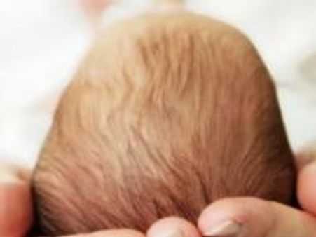 വാടക ഗര്‍ഭപാത്രം: കുഞ്ഞുങ്ങള്‍ നിയമക്കുരുക്കില്‍