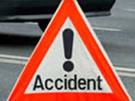 കൊച്ചിയില്‍ അമോണിയ ടാങ്കര്‍ മറിഞ്ഞ് വാതകംചോര്‍ന്നു