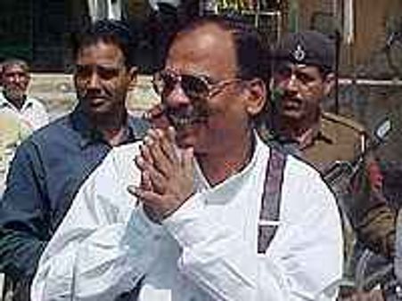 മാനഭംഗം: മുന്‍ ഡിജിപിയ്ക്ക് തടവും പിഴയും