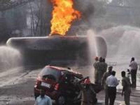 ടാങ്കര്‍ ദുരന്തം: മരണം രണ്ടായി