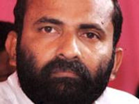 സിപിഎമ്മിനെ വിമര്‍ശിച്ച് മനോജ്